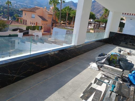 Alicatado de muros exteriores Alicatado